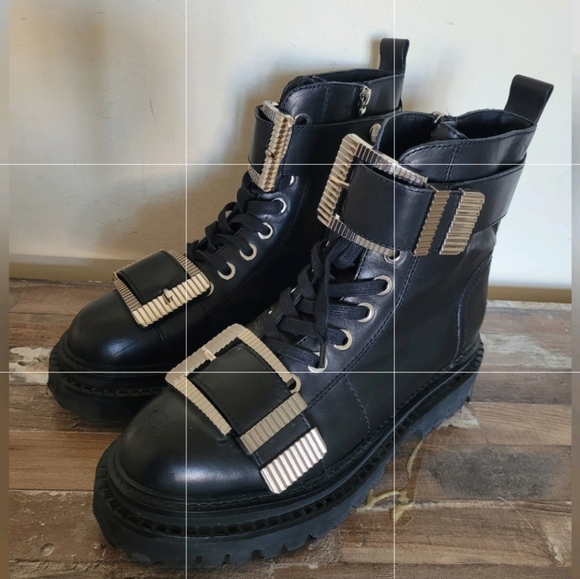 Combat bucked boots - Picture 1 of 12